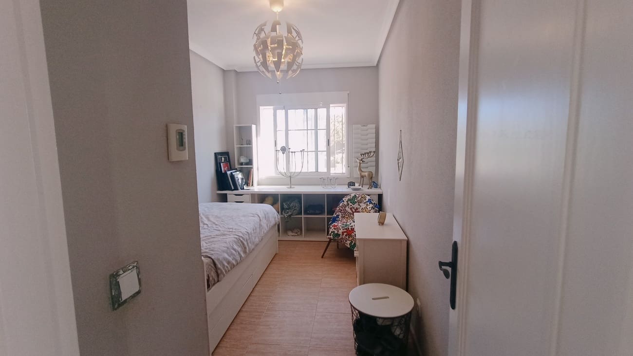 4 soveværelse Villa til salg i Avileses med swimmingpool - € 340.000 (Ref: 9637302)