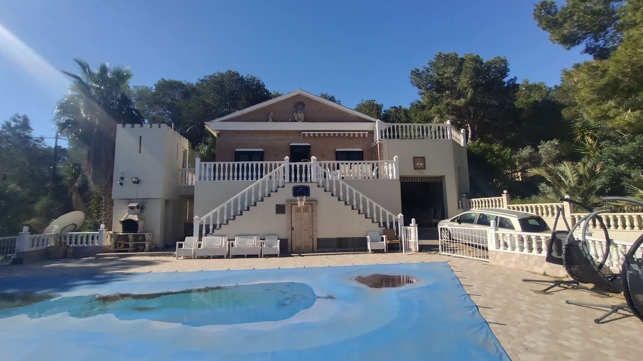 5 bedroom Villa for sale in Canada de San Pedro with pool - € 375,000 (Ref: 9637304)