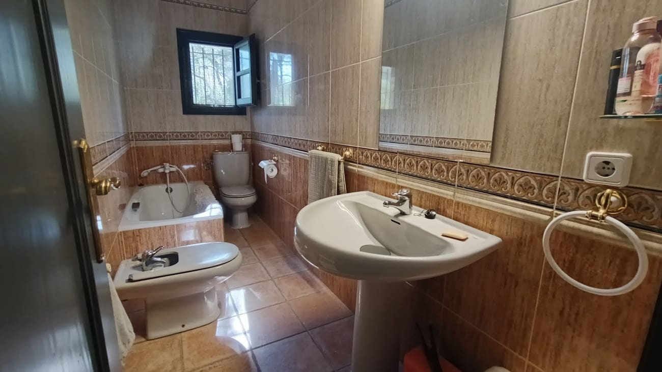 5 bedroom Villa for sale in Canada de San Pedro with pool - € 375,000 (Ref: 9637304)