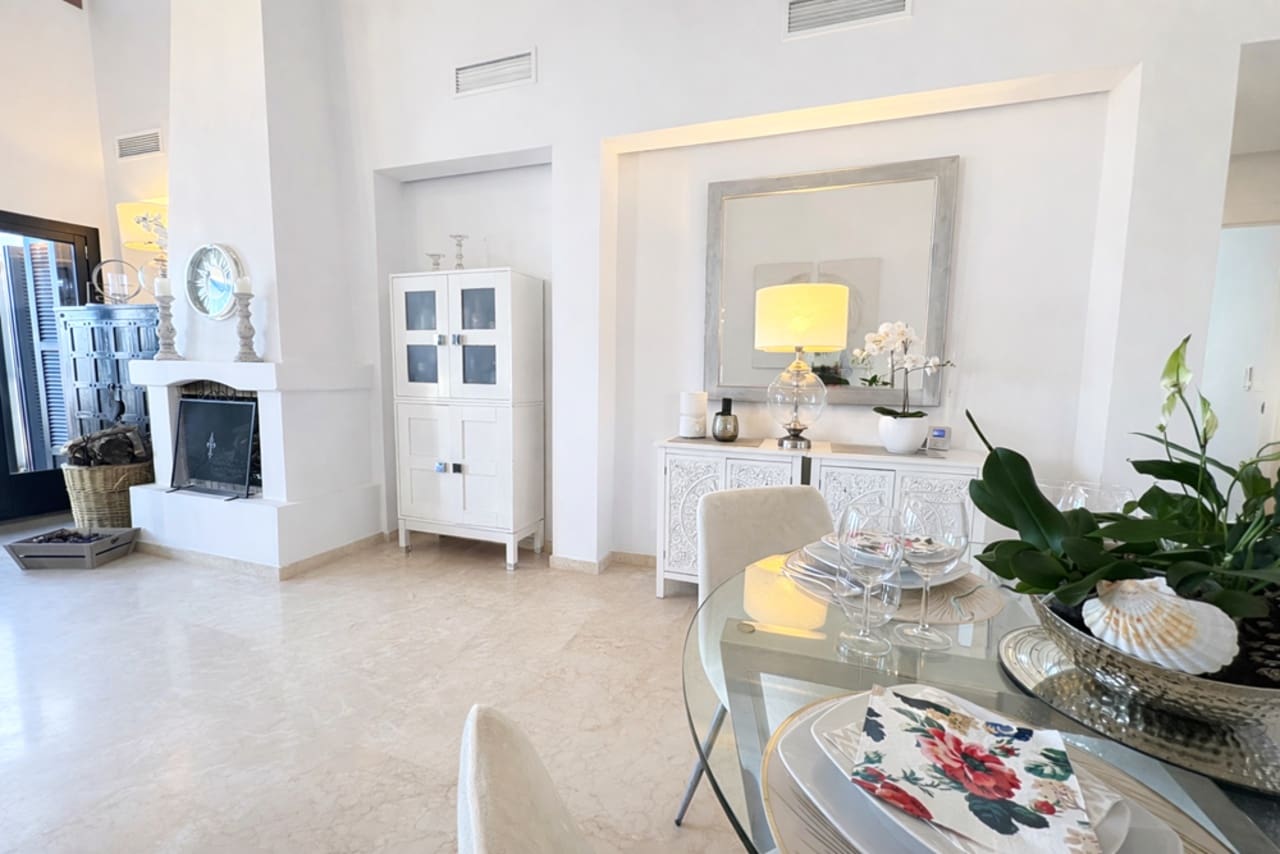 3 soverom Villa til salgs i Banos y Mendigo med svømmebasseng - € 450 000 (Ref: 9647948)