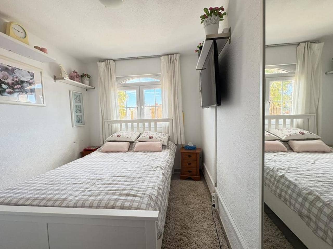 2 bedroom Townhouse for sale in Estrella de Mar with pool garage - € 160,000 (Ref: 9700205)