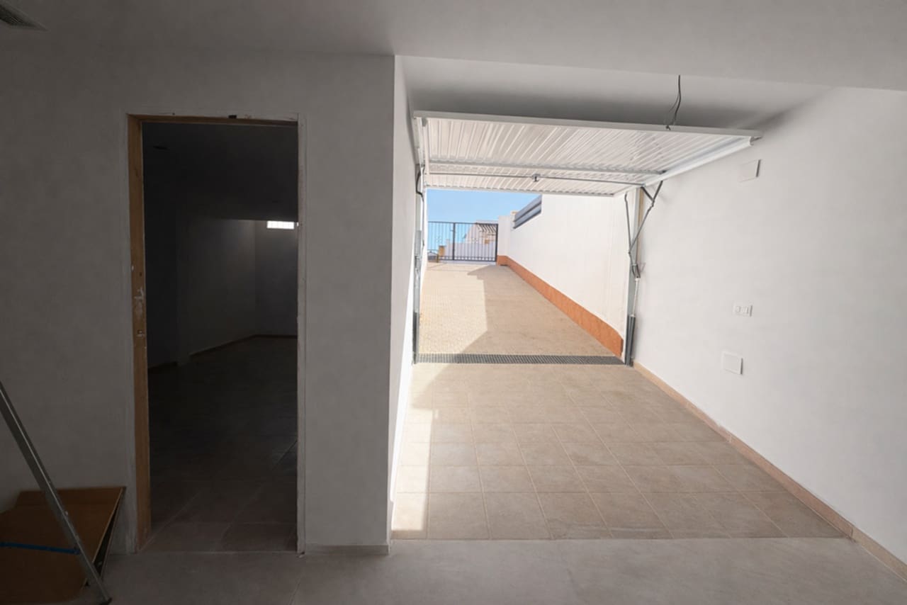 2 sovrum Hus till salu i Sucina med garage - 147 000 € (Ref: 9700218)