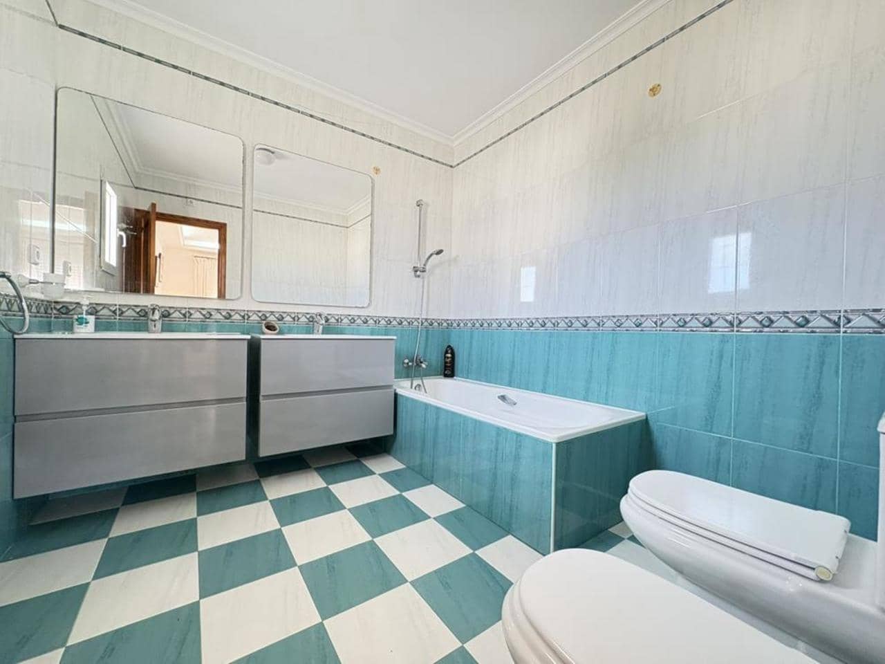 6 chambre Villa/Maison à vendre à La Manga del Mar Menor - 995 000 € (Ref: 9700224)