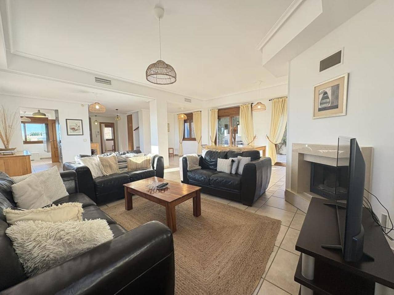 4 soveværelse Villa til salg i Banos y Mendigo med swimmingpool garage - € 450.000 (Ref: 9700233)