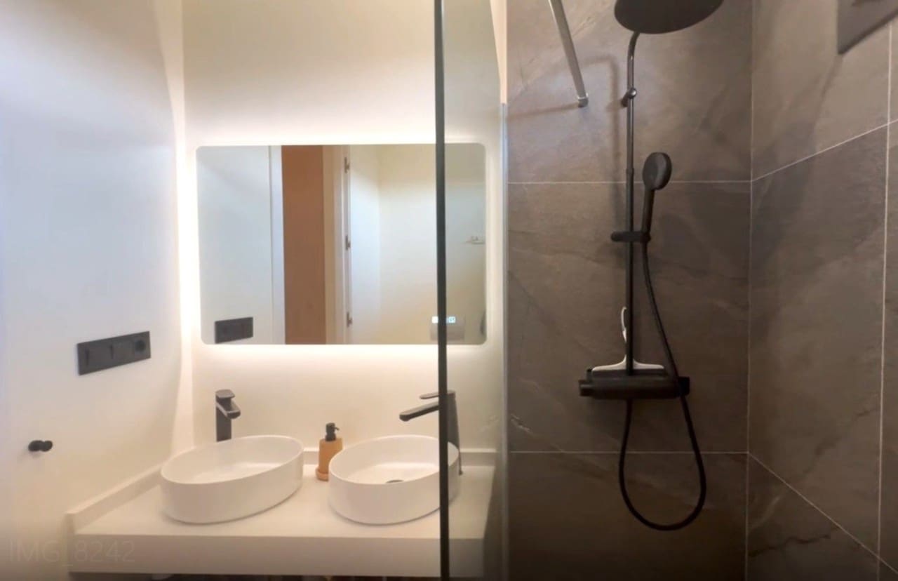 Chalet de 4 habitaciones en Baños y Mendigo en venta con garaje - 595.000 € (Ref: 9735383)