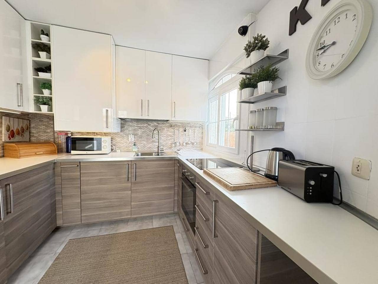 2 bedroom Townhouse for sale in Estrella de Mar with pool garage - € 160,000 (Ref: 9735388)