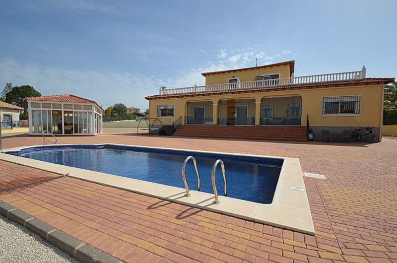 4 soverom Villa til salgs i Campos del Rio med svømmebasseng garasje - € 389 000 (Ref: 9764879)