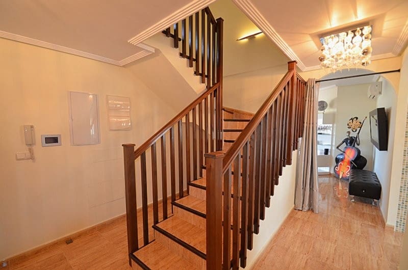 4 soverom Villa til salgs i Campos del Rio med svømmebasseng garasje - € 389 000 (Ref: 9764879)