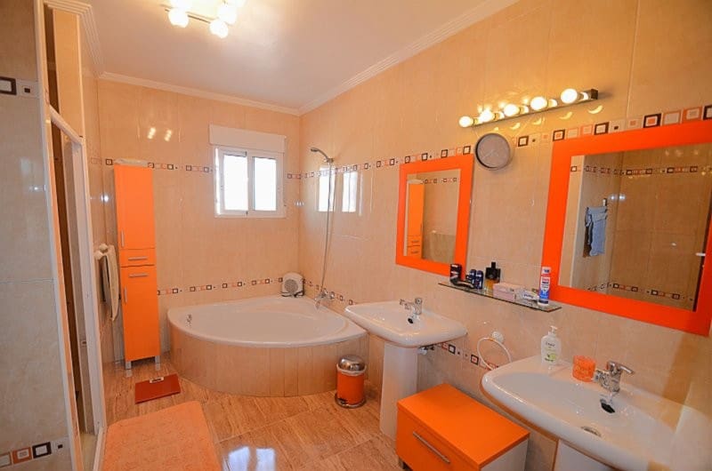 4 soverom Villa til salgs i Campos del Rio med svømmebasseng garasje - € 389 000 (Ref: 9764879)