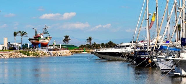 2 camera da letto Appartamento in vendita in Puerto Deportivo, Guardamar del Segura con piscina - 245.000 € (Rif: 9783638)