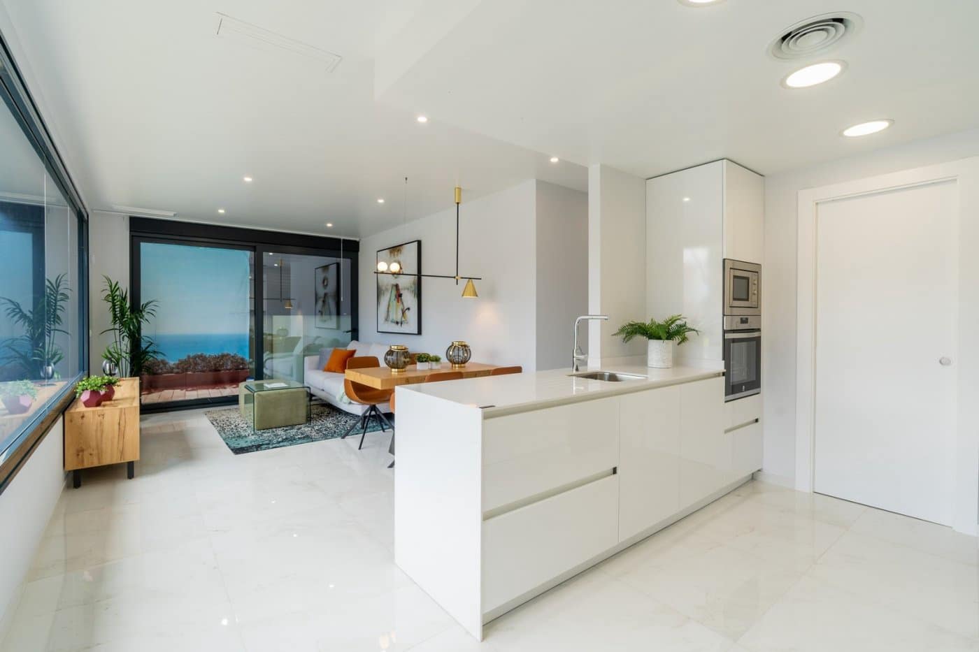 2 soverom Leilighet til salgs i Benidorm med svømmebasseng - € 690 000 (Ref: 9790776)