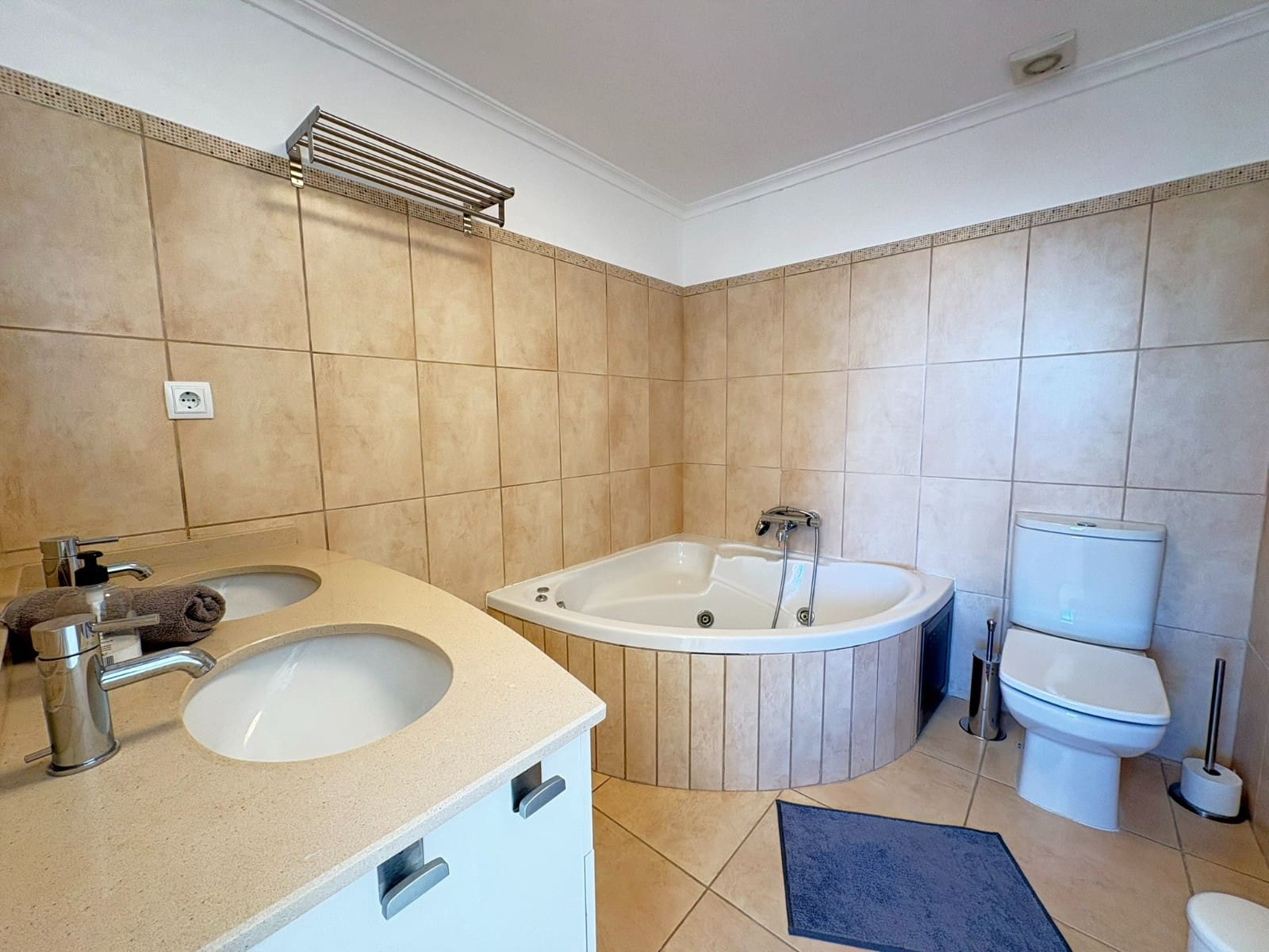 3 slaapkamer Appartement te koop in Murcia stad met zwembad garage - € 229.500 (Ref: 9806303)