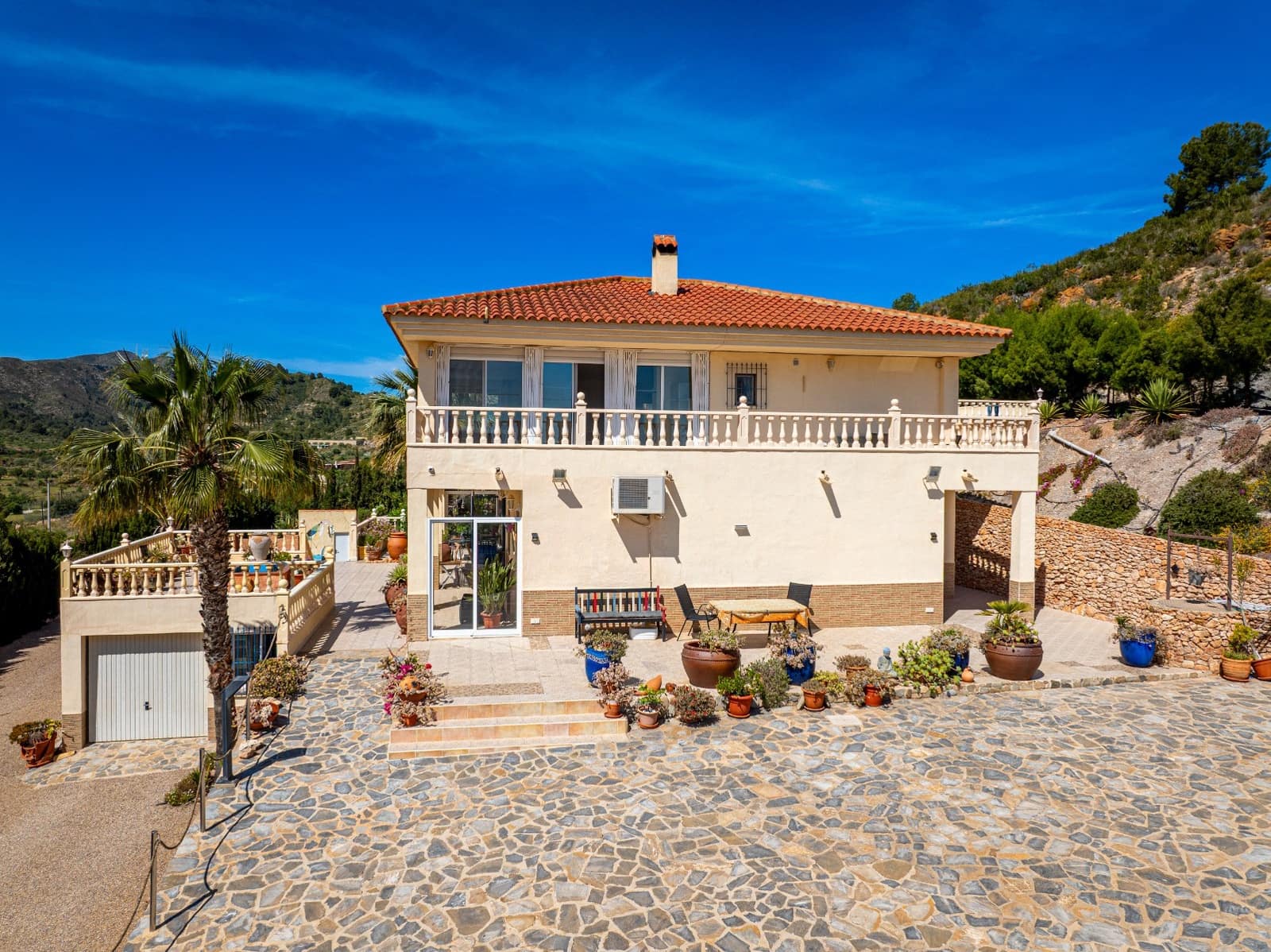 4 chambre Villa/Maison à vendre à Perin avec piscine garage - 495 000 € (Ref: 9817912)