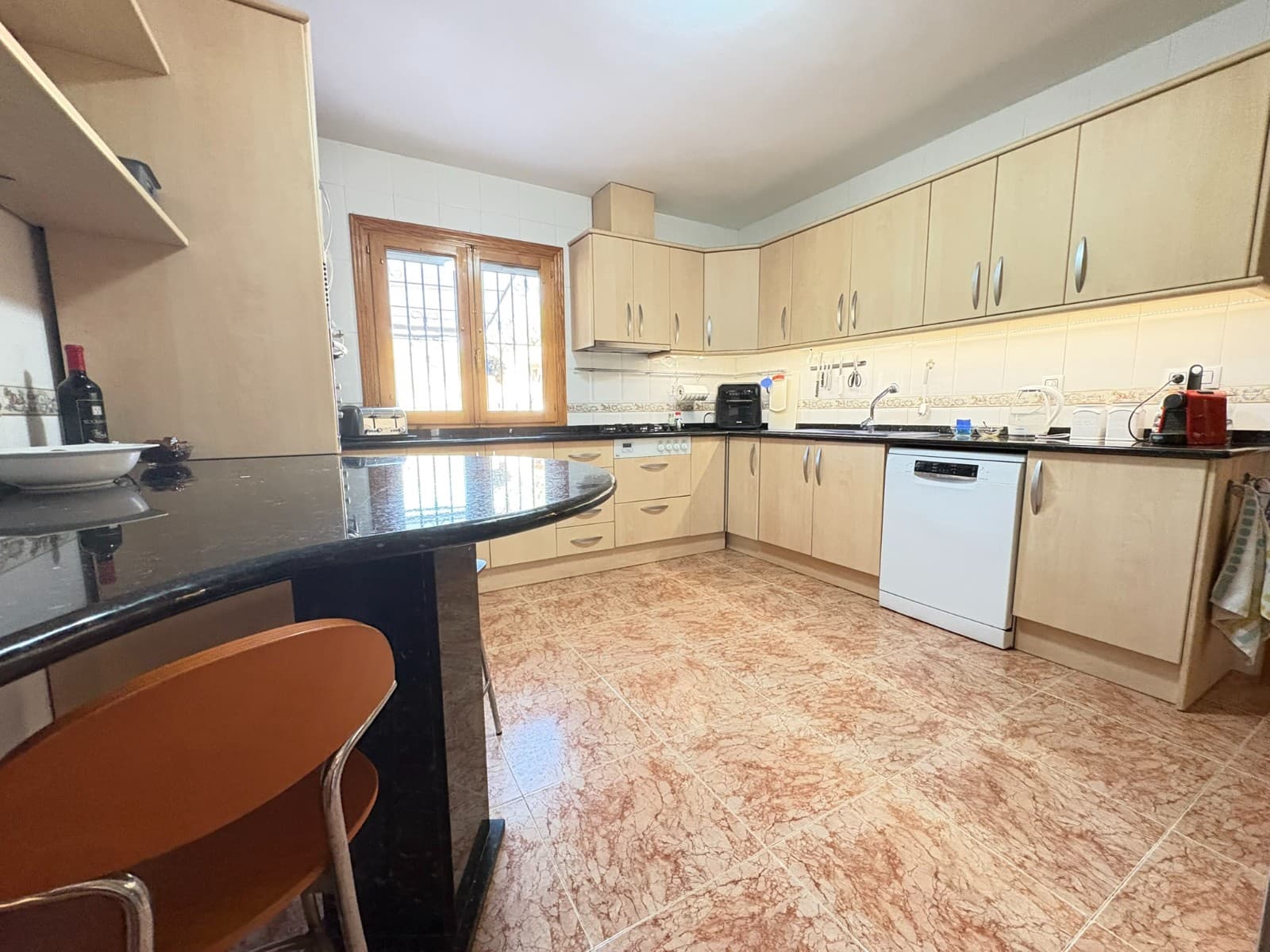 4 chambre Villa/Maison à vendre à Perin avec piscine garage - 495 000 € (Ref: 9817912)