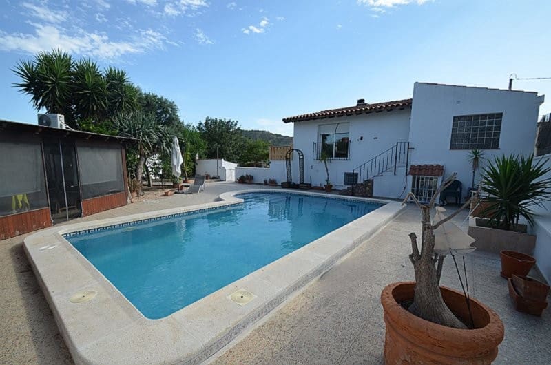 4 sypialnia Finka/Dom wiejski na sprzedaż w Canada de San Pedro z basenem garażem - 265 000 € (Ref: 9844715)