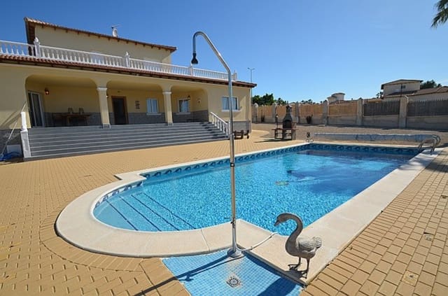4 soveværelse Villa til salg i Campos del Río med swimmingpool - € 349.950 (Ref: 9870433)