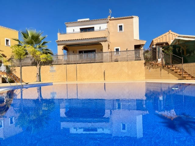 3 soveværelse Villa til salg i Baños y Mendigo, Murcia by med swimmingpool garage - € 425.000 (Ref: 9875858)