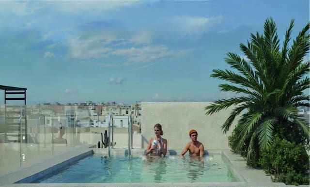 1 Zimmer Apartment zu verkaufen in Las Piscinas Naturales, Torrevieja mit Pool - 226.000 € (Ref: 9924215)