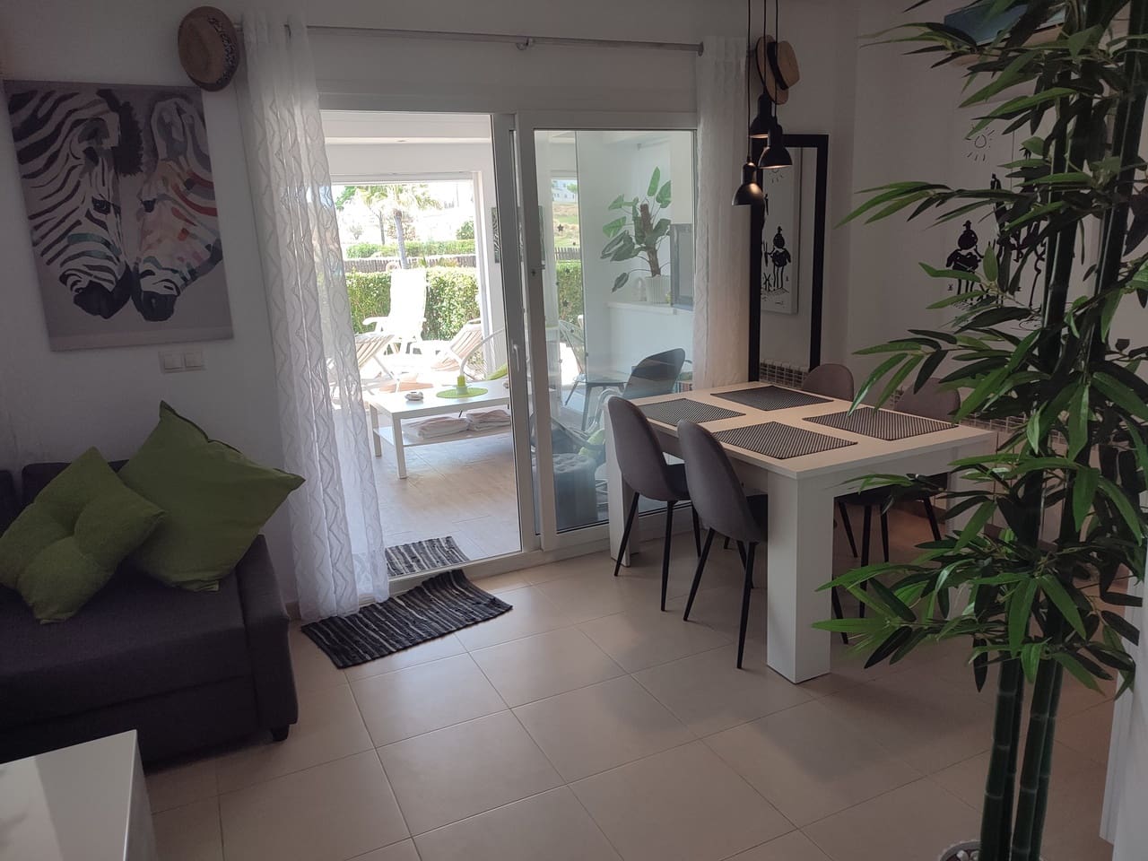 2 soverom Leilighet til salgs i Hacienda Riquelme med svømmebasseng garasje - € 189 995 (Ref: 9927365)