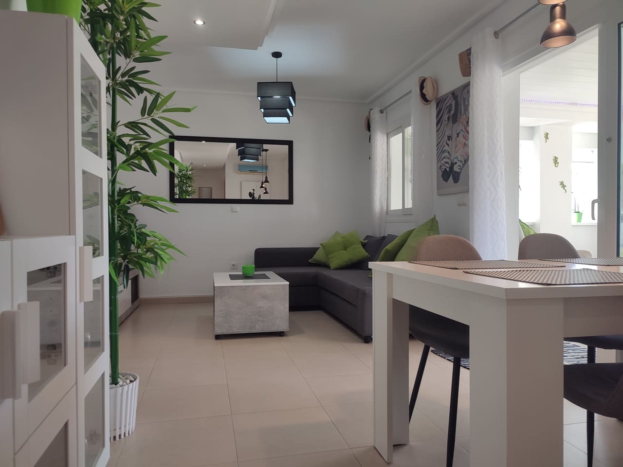 2 soverom Leilighet til salgs i Hacienda Riquelme med svømmebasseng garasje - € 189 995 (Ref: 9927365)