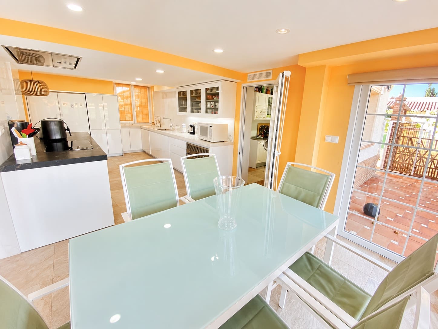 Chalet de 8 habitaciones en Cabo Roig en venta con piscina garaje - 1.490.000 € (Ref: 9959391)