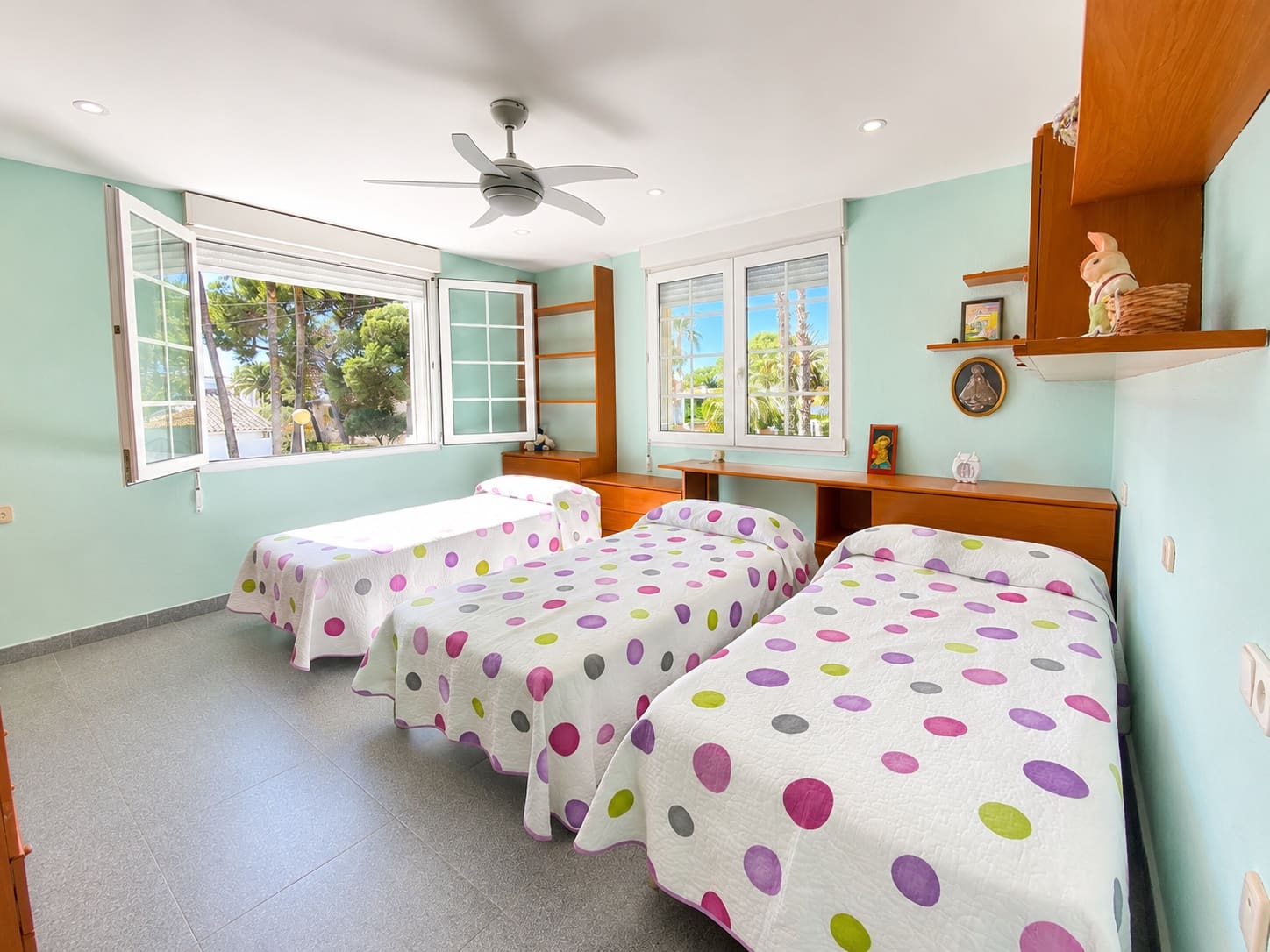Chalet de 8 habitaciones en Cabo Roig en venta con piscina garaje - 1.490.000 € (Ref: 9959391)