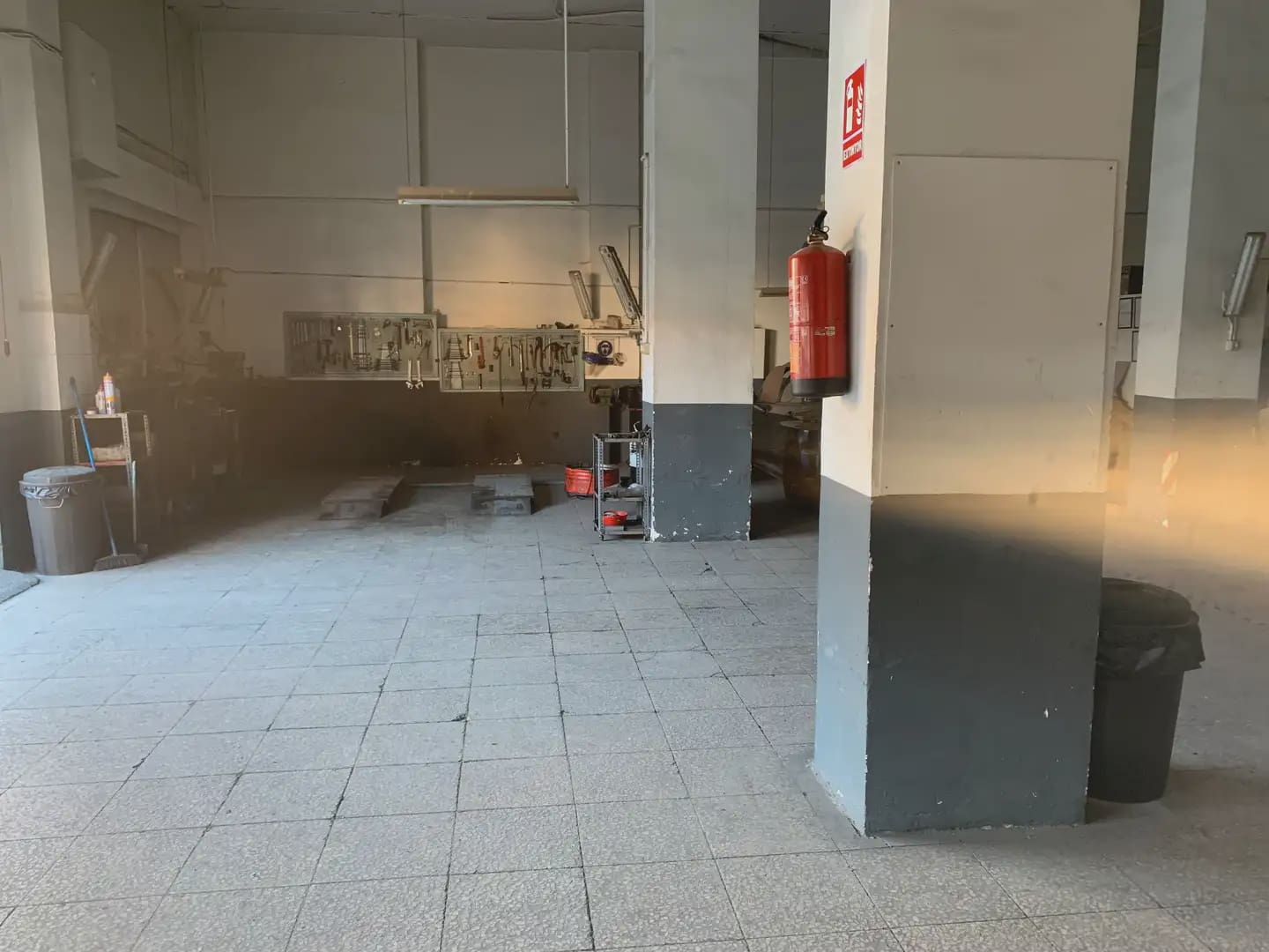 Commercial for rent in Villena - € 900 (Ref: 9773468)