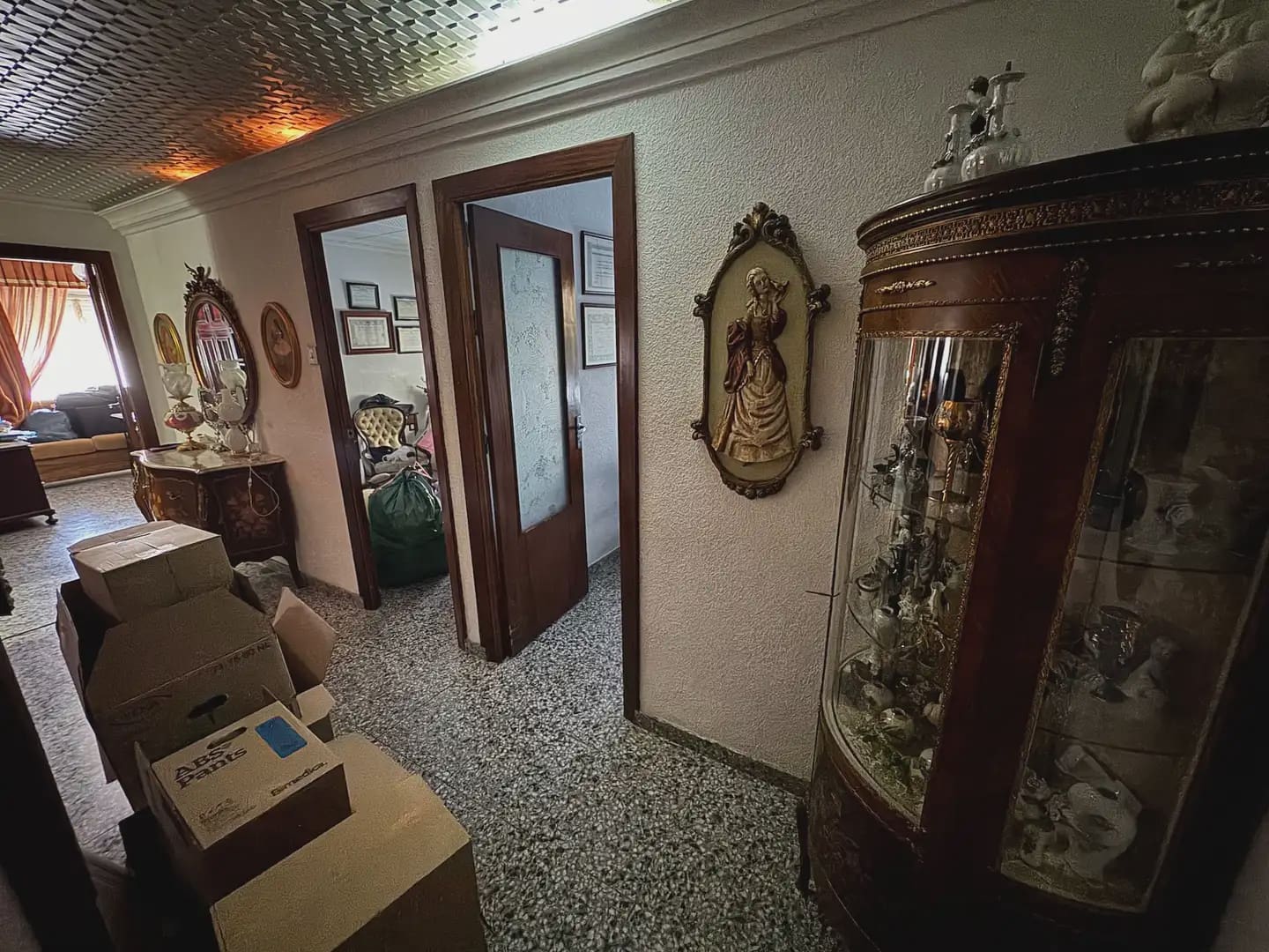 6 bedroom Flat for sale in Villena - € 120,000 (Ref: 9773469)