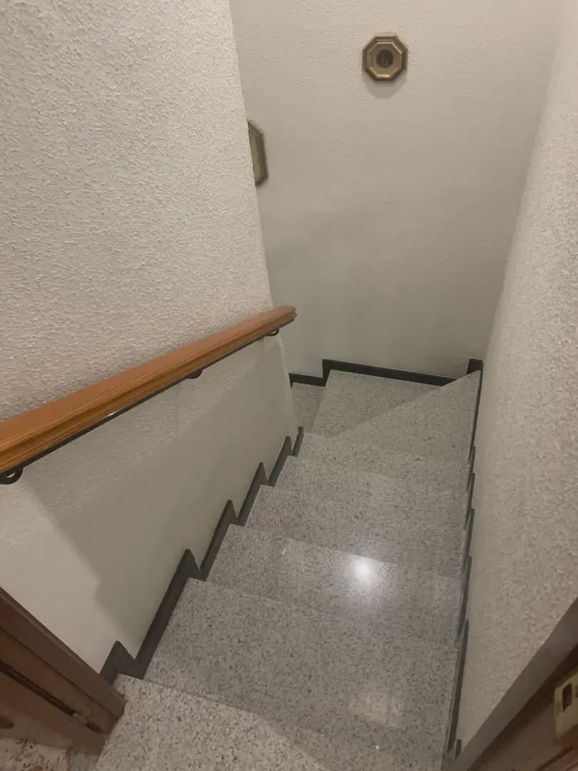 4 bedroom Townhouse for sale in Villena with garage - € 99,900 (Ref: 9773480)