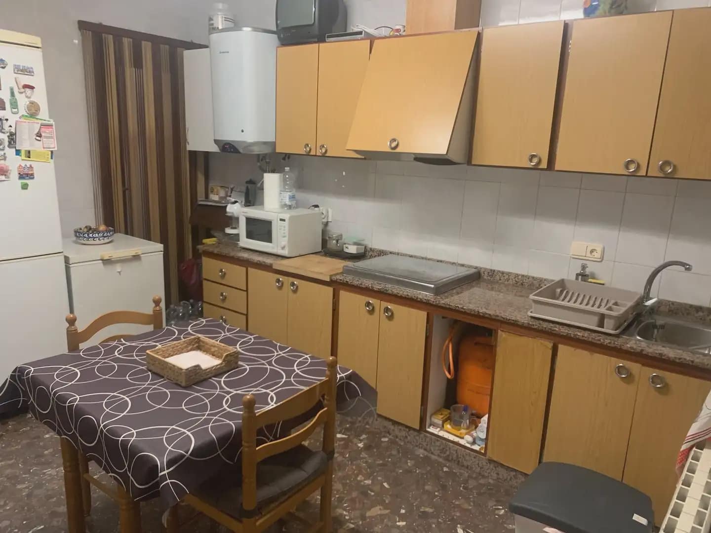 4 bedroom Townhouse for sale in Villena with garage - € 99,900 (Ref: 9773480)