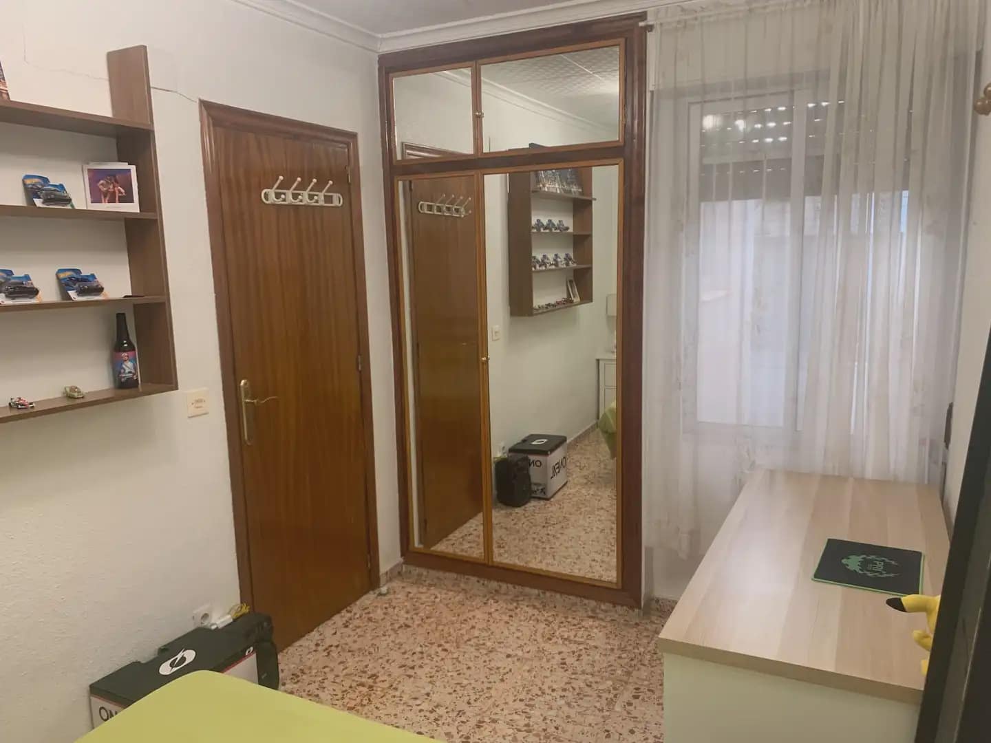 4 bedroom Townhouse for sale in Villena with garage - € 99,900 (Ref: 9773480)