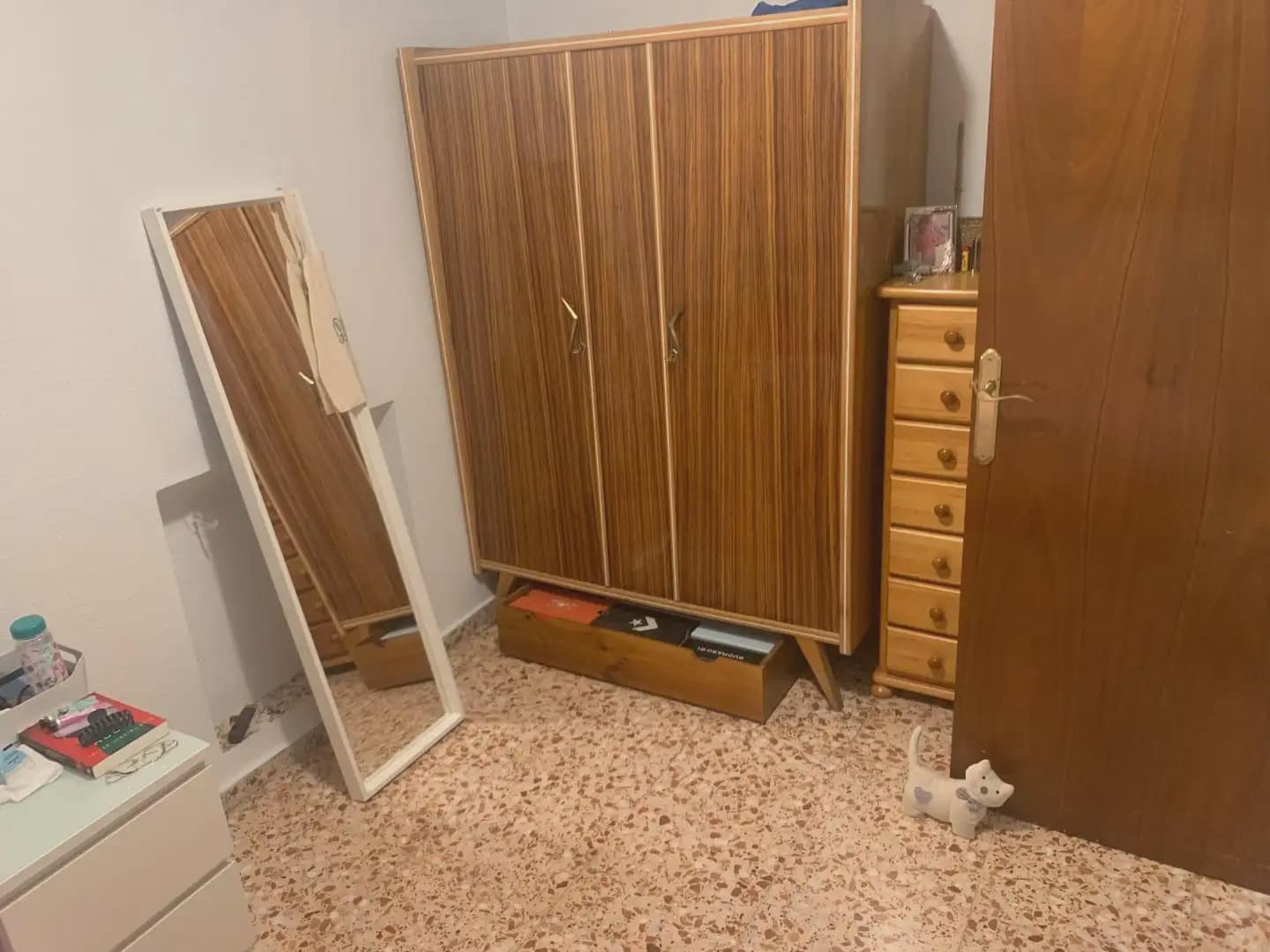 4 bedroom Townhouse for sale in Villena with garage - € 99,900 (Ref: 9773480)