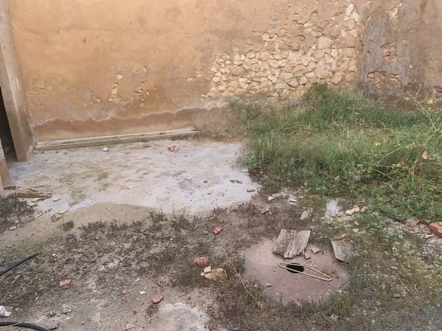 6 sypialnia Dom na sprzedaż w Villena - 45 000 € (Ref: 9773484)