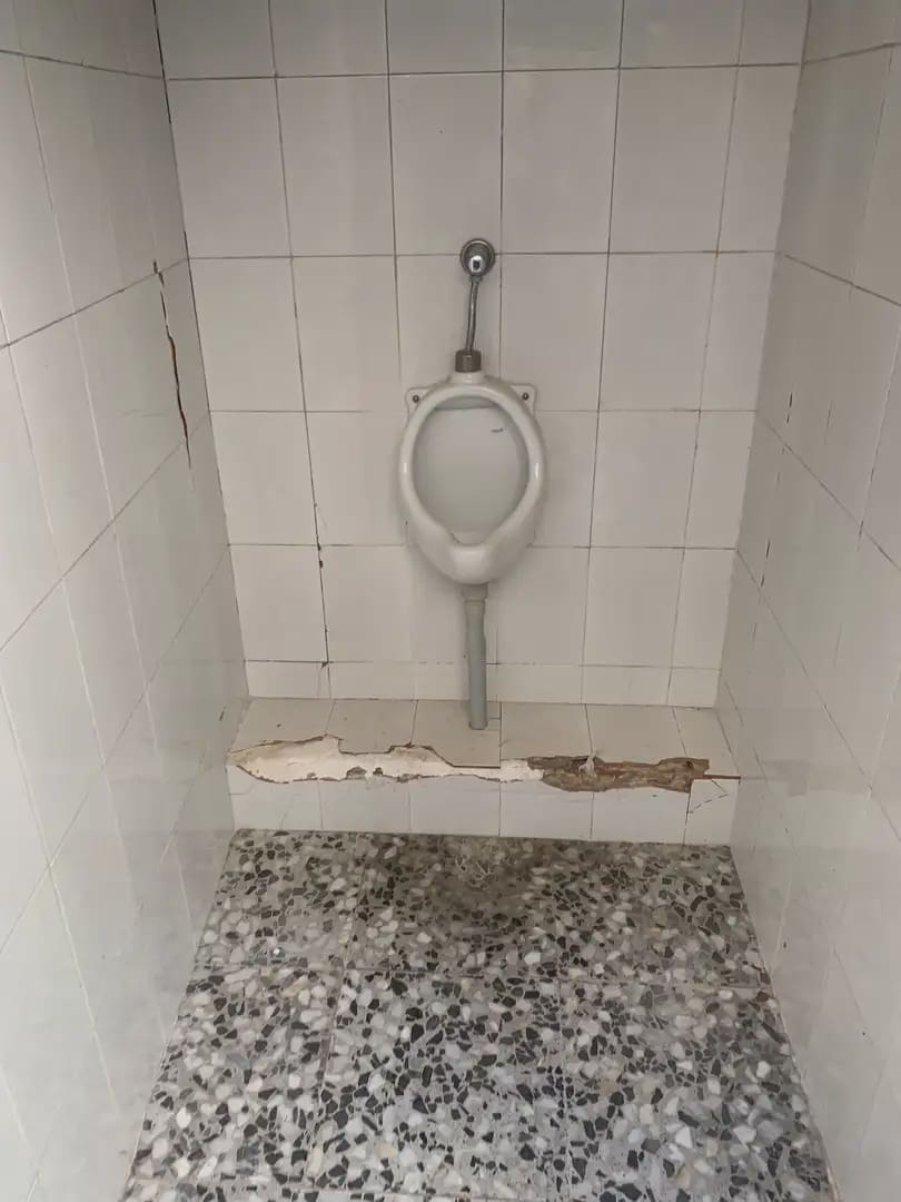 Kaupallinen myytävänä paikassa Villena - 145 000 € (Ref: 9773485)