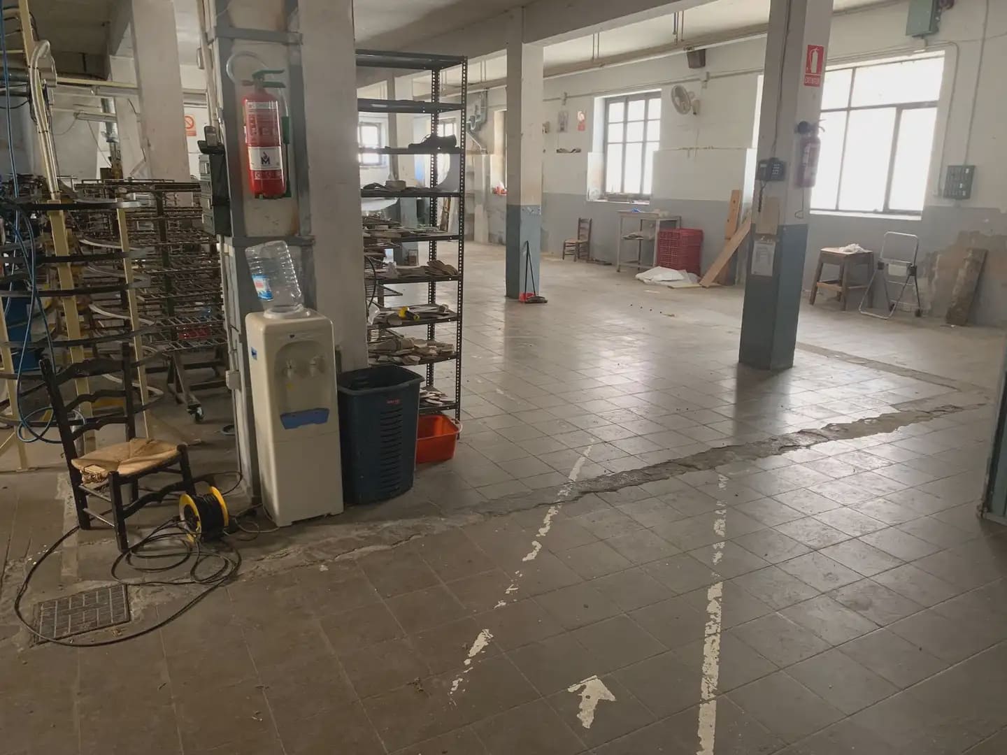 Kaupallinen myytävänä paikassa Villena - 145 000 € (Ref: 9773485)