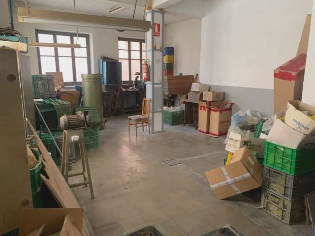 Kaupallinen myytävänä paikassa Villena - 145 000 € (Ref: 9773485)