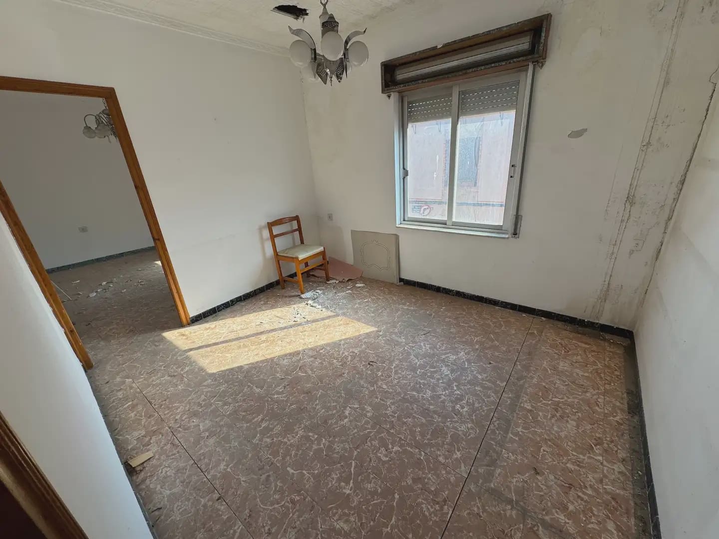 4 quarto Casa em Banda para venda em Villena - 65 000 € (Ref: 9773486)