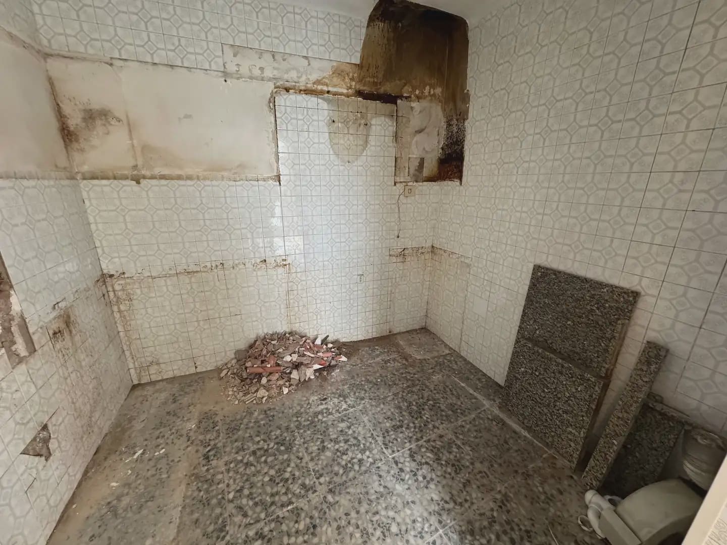 4 quarto Casa em Banda para venda em Villena - 65 000 € (Ref: 9773486)