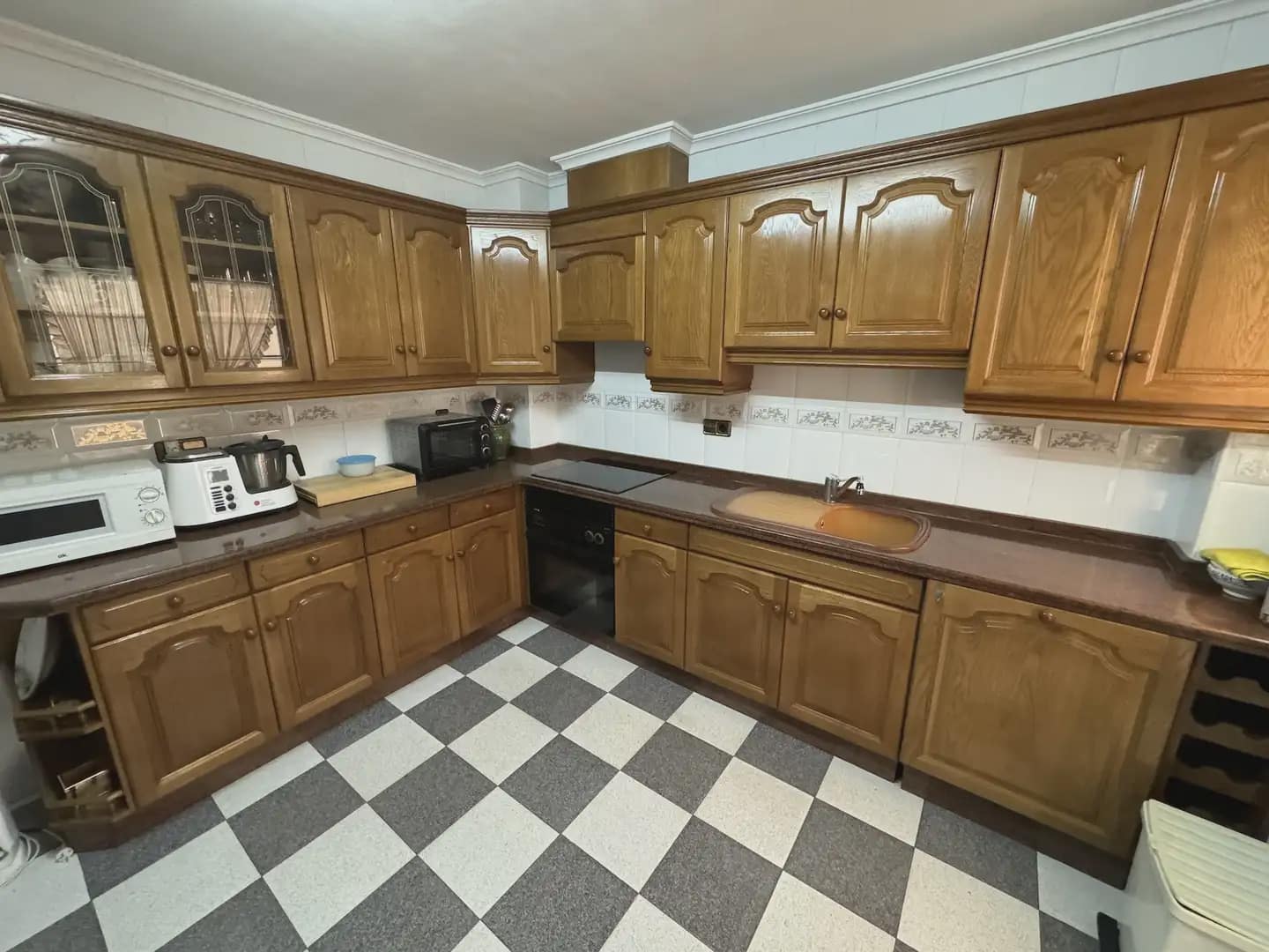 Casa de 6 habitaciones en Villena en venta - 325.000 € (Ref: 9773487)