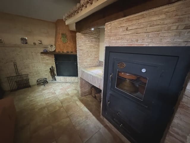 3 bedroom Semi-detached Villa for sale in Villena with pool garage - € 360,000 (Ref: 9773488)