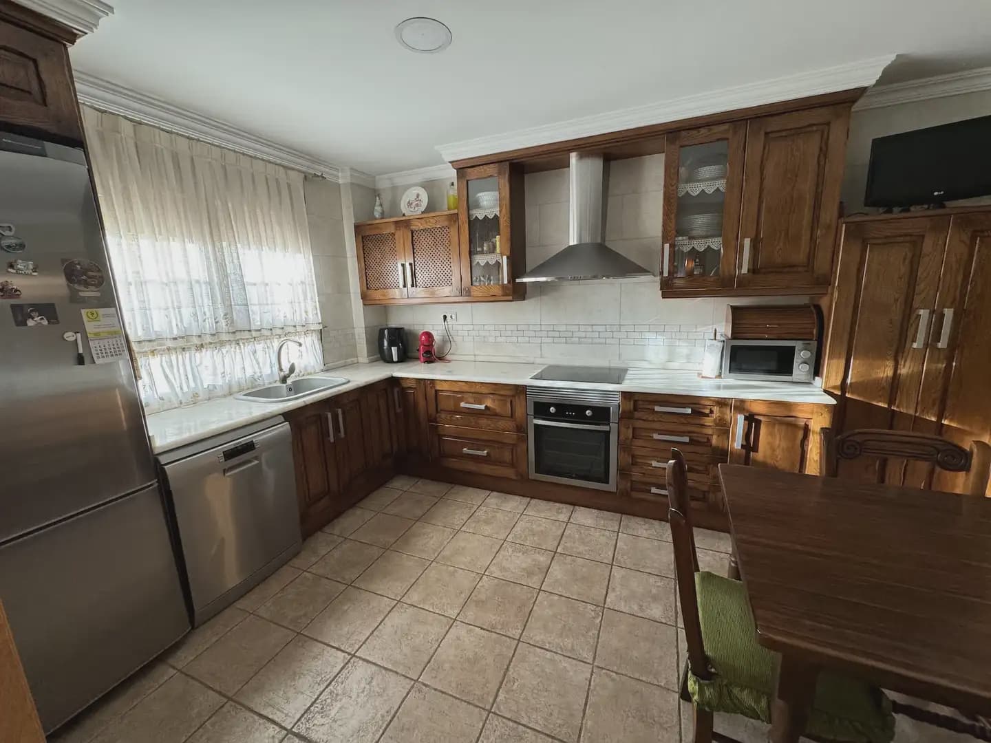 3 bedroom Semi-detached Villa for sale in Villena with pool garage - € 360,000 (Ref: 9773488)