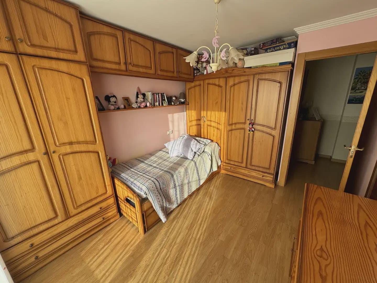 3 bedroom Semi-detached Villa for sale in Villena with pool garage - € 360,000 (Ref: 9773488)