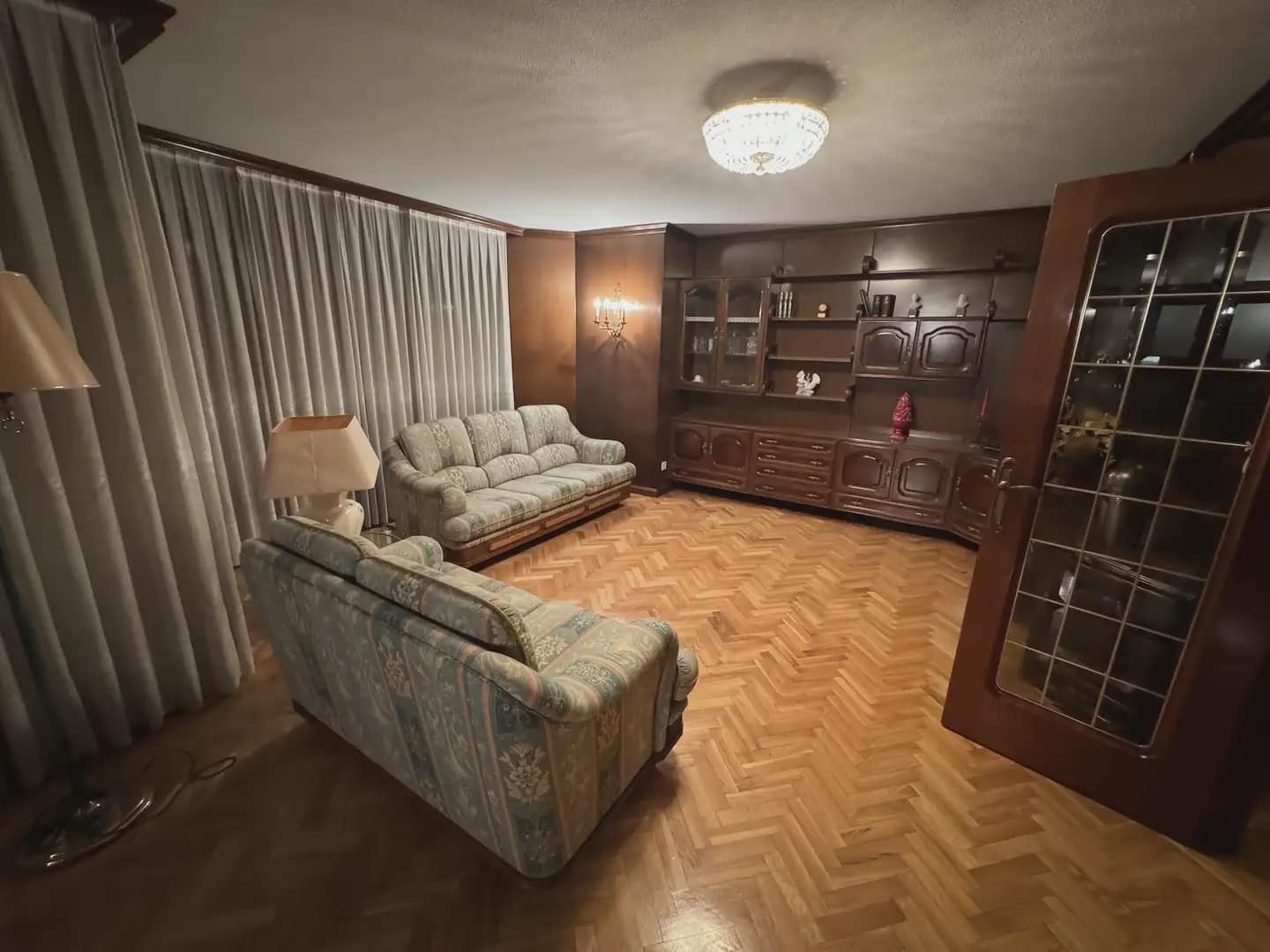 5 bedroom Flat for sale in Villena - € 300,000 (Ref: 9773492)