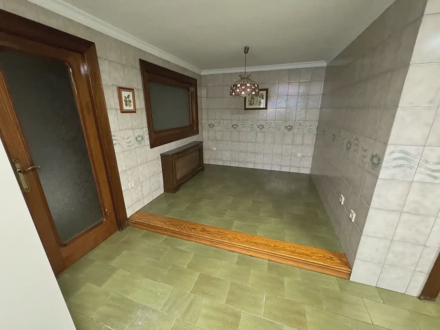 5 bedroom Flat for sale in Villena - € 300,000 (Ref: 9773492)