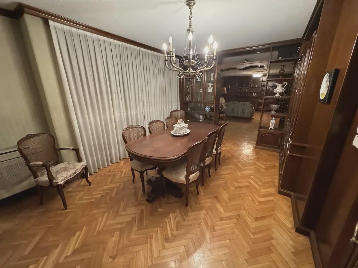 5 bedroom Flat for sale in Villena - € 300,000 (Ref: 9773492)