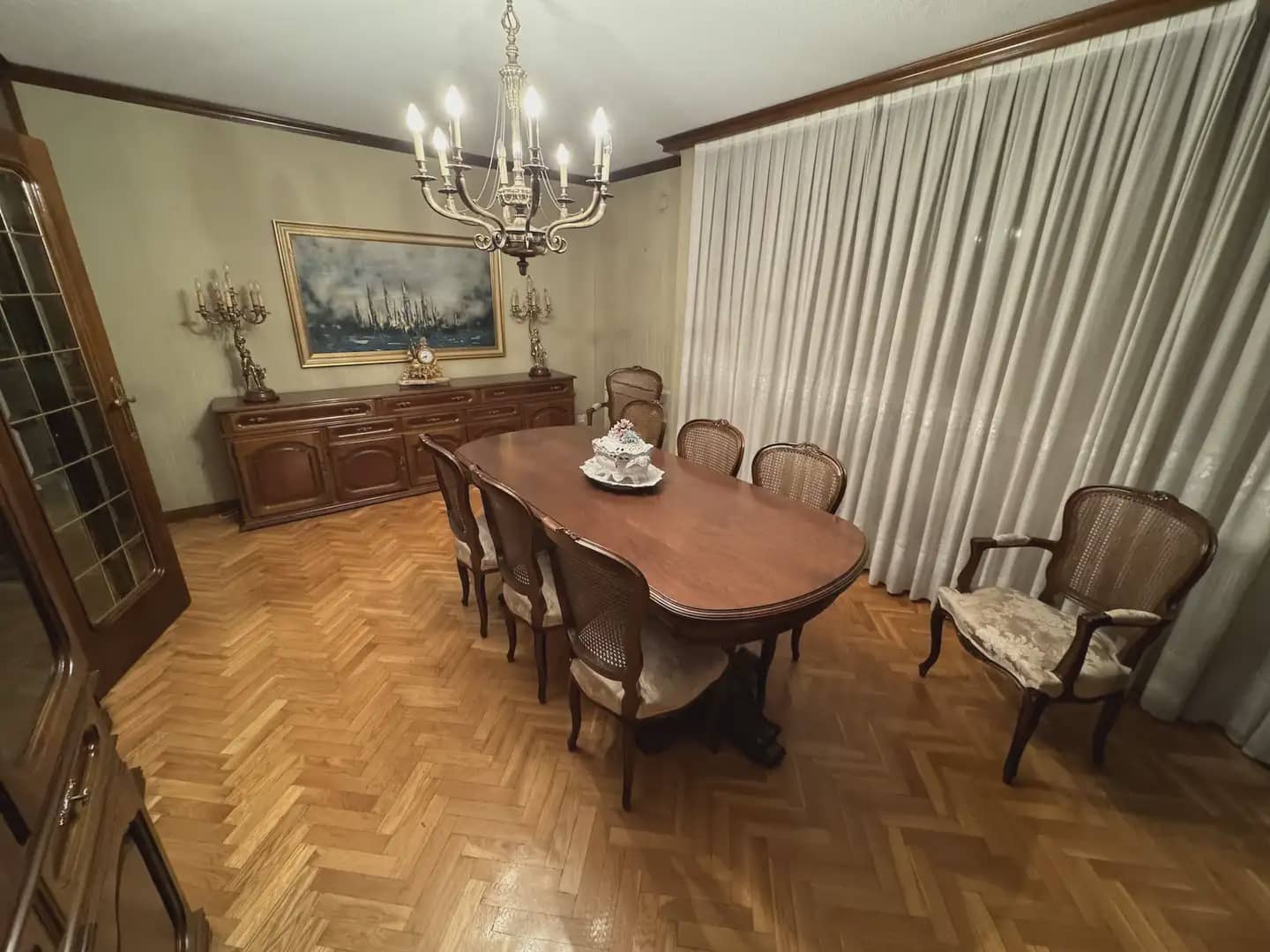 5 bedroom Flat for sale in Villena - € 300,000 (Ref: 9773492)