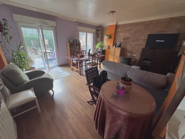 3 soveværelse Byhus til salg i Villena med garage - € 200.000 (Ref: 9773493)