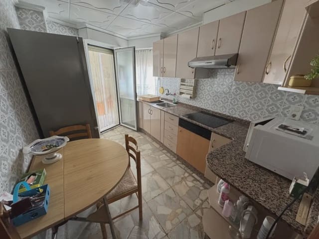 4 sypialnia Dom na sprzedaż w Villena z garażem - 200 000 € (Ref: 9773496)