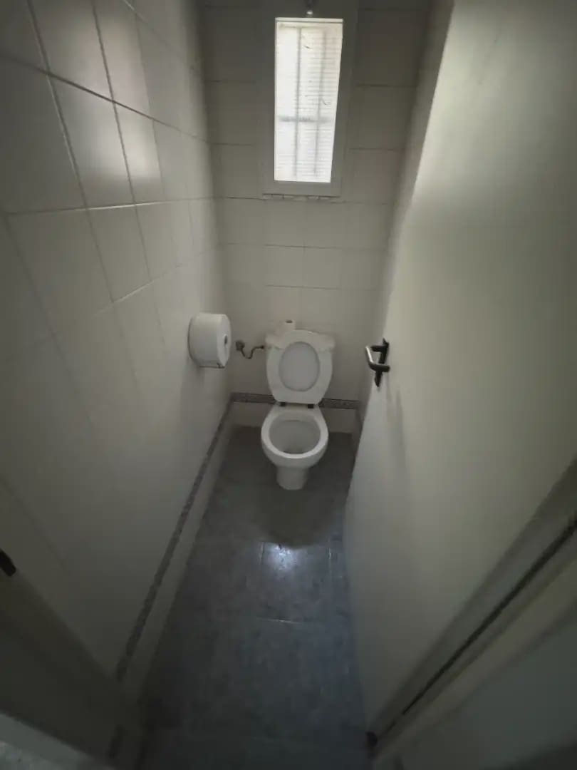 Kaupallinen myytävänä paikassa Villena - 300 000 € (Ref: 9773499)