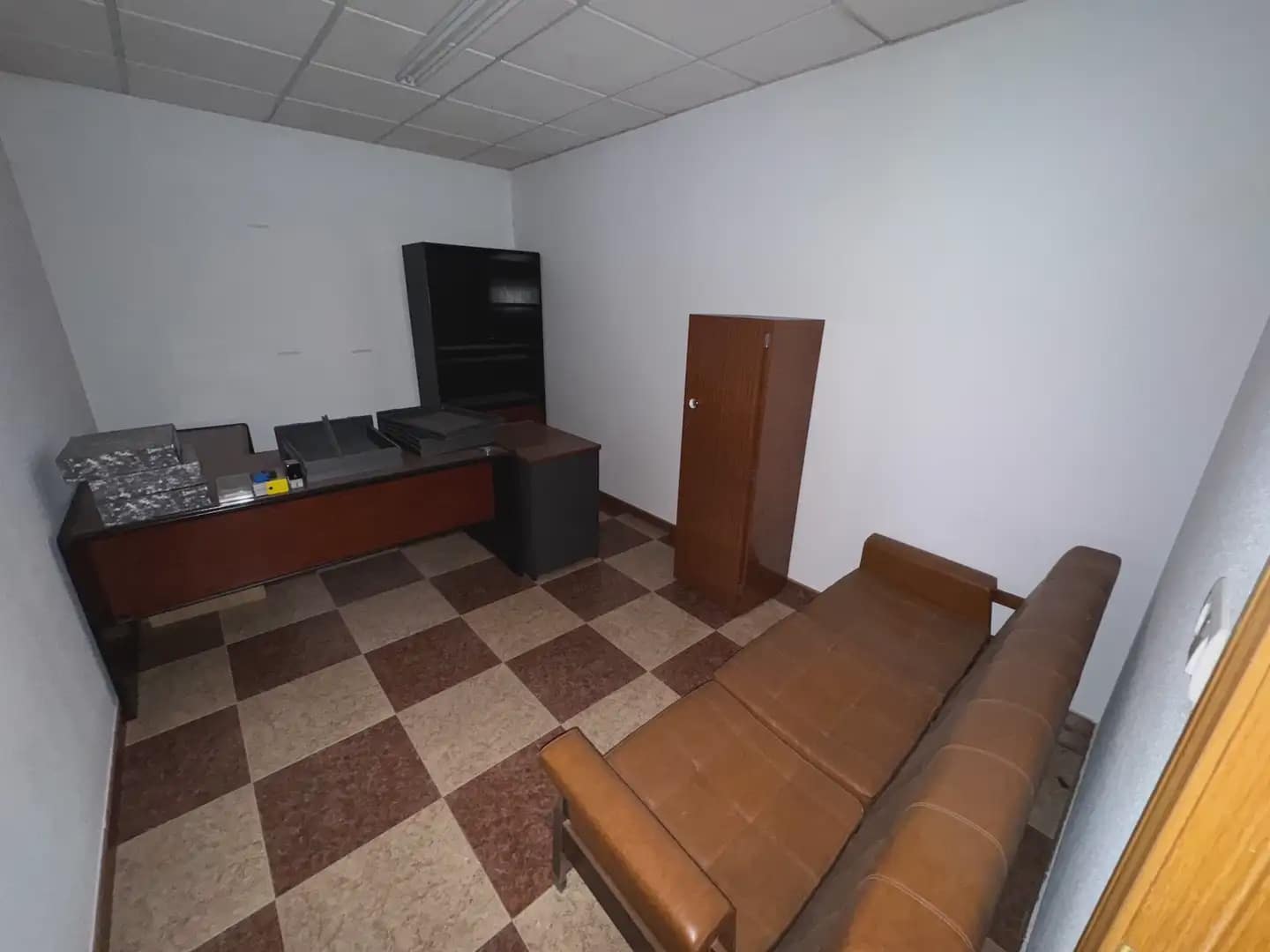 Kaupallinen myytävänä paikassa Villena - 300 000 € (Ref: 9773499)